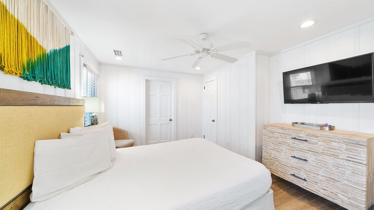 Photo of Bedroom in Bahama Beach