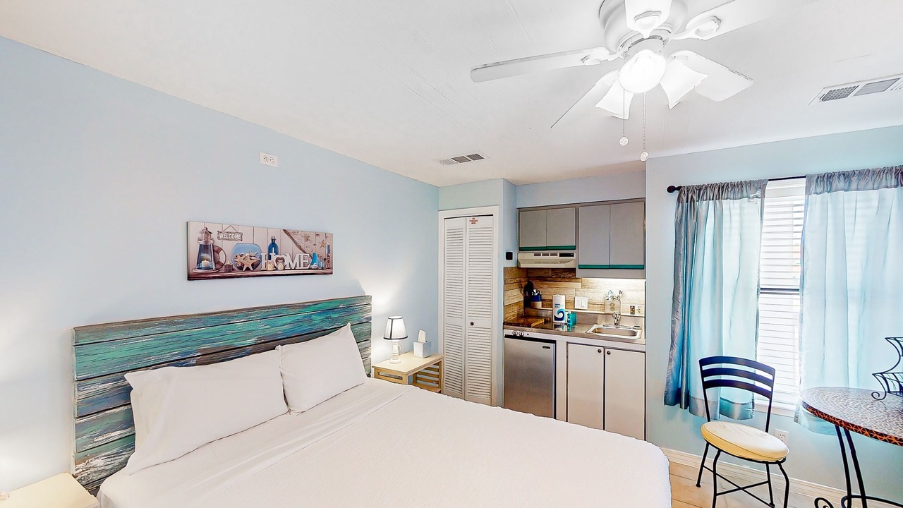 Photo of Bedroom in Gulf Lagoon Beach