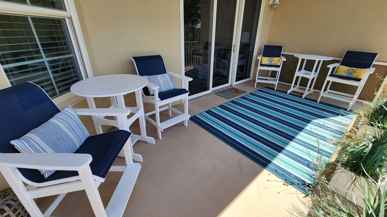Photo of Bedroom in Lakeside at Blue Mountain Beach