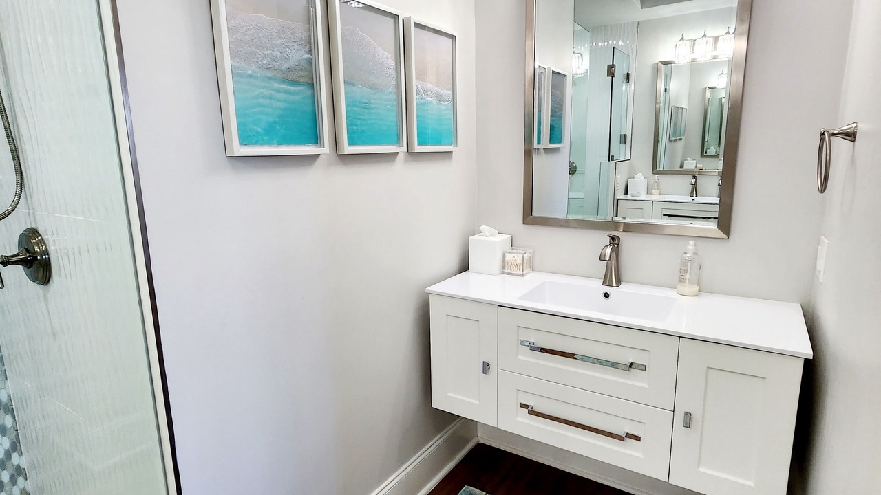 Photo of Bathroom in Lakeside at Blue Mountain Beach