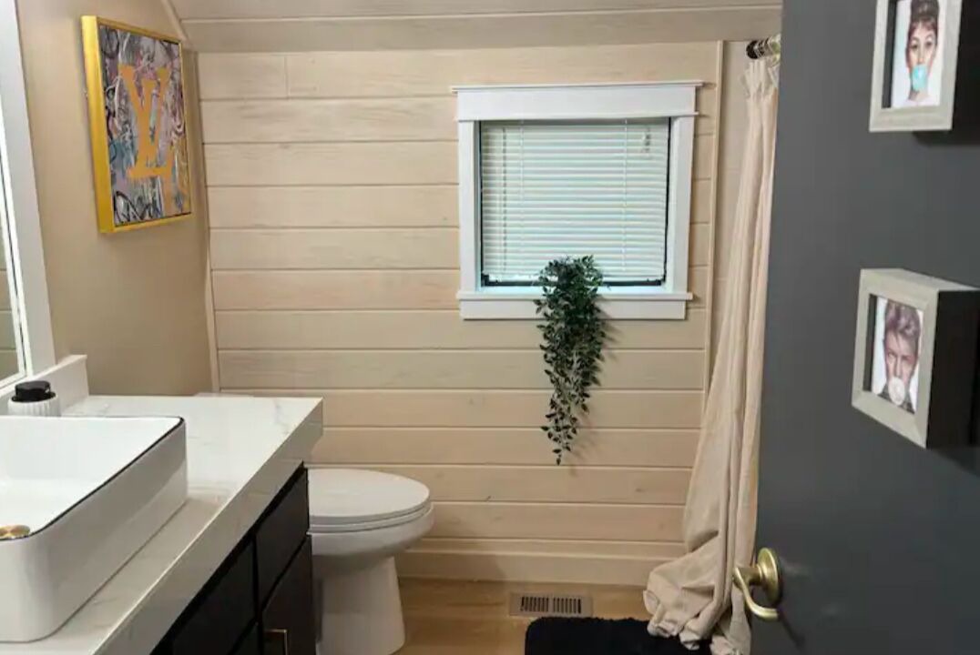 Photo of Bathroom in Niceville