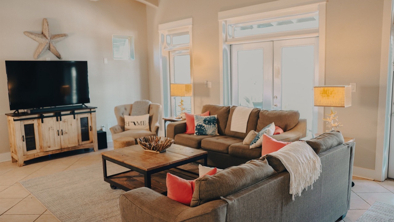 Photo of Livingroom in Village of Sugar Beach