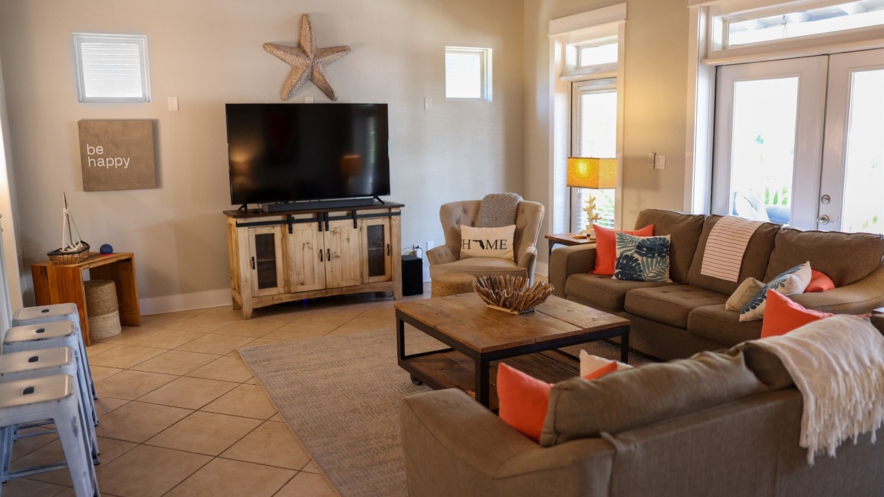 Photo of Livingroom in Village of Sugar Beach