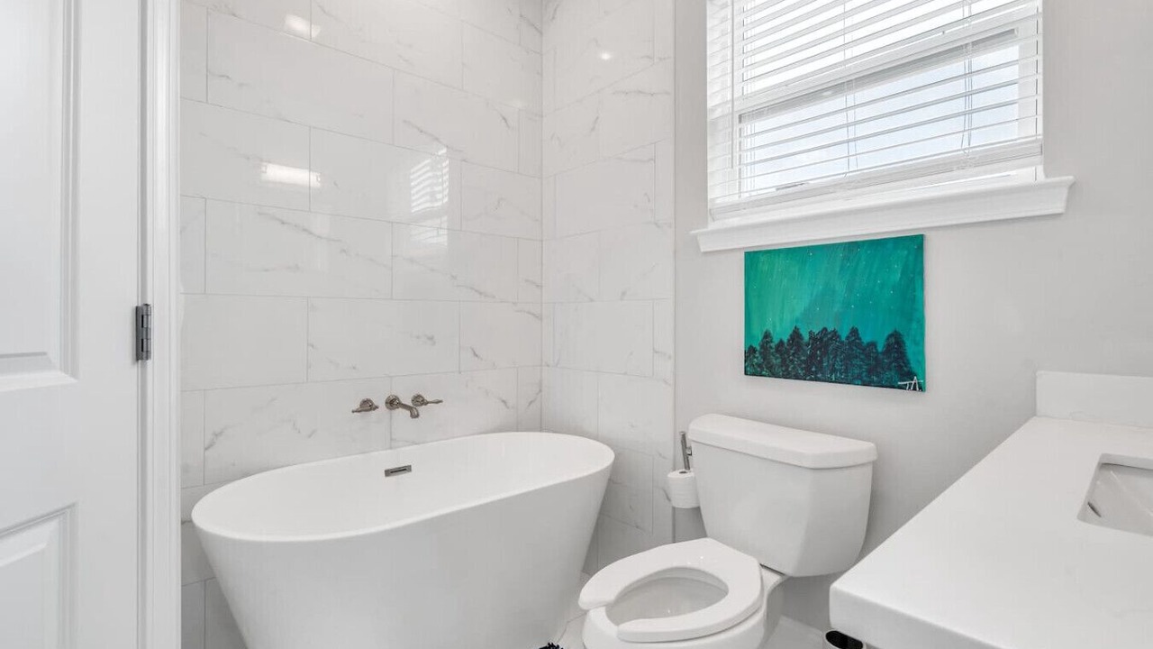 Photo of Bathroom in Tulane - Gravier