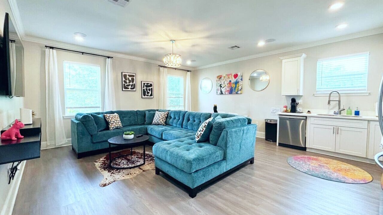 Photo of Livingroom in Tulane - Gravier