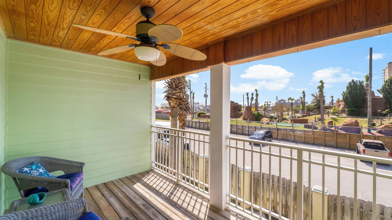 Photo of Patio Balcony in Bel Air