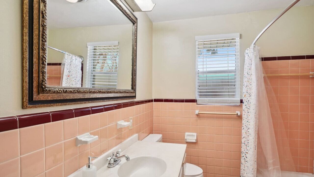 Photo of Bedroom in Metairie