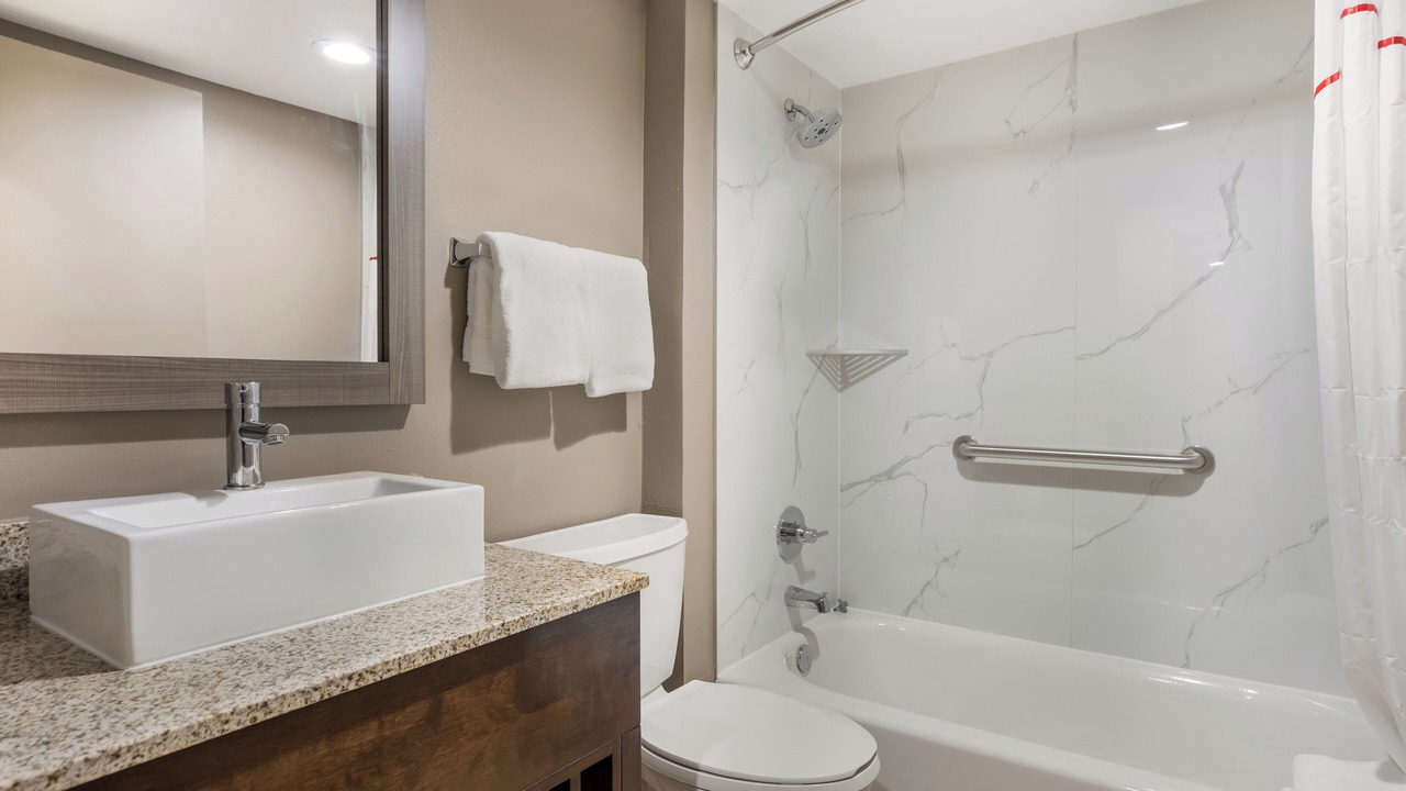 Photo of Bathroom in Sulphur