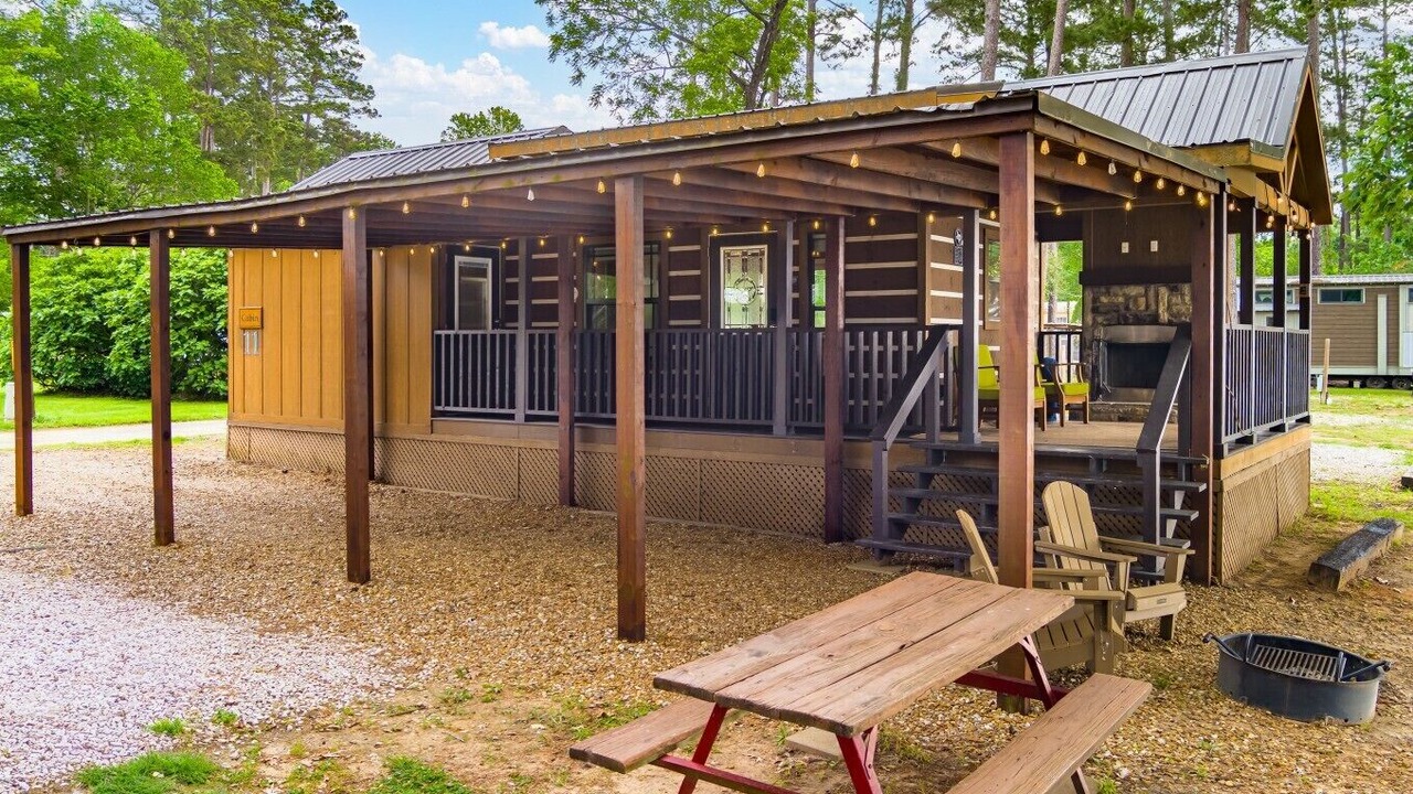 Photo of Outdoor in Hemphill