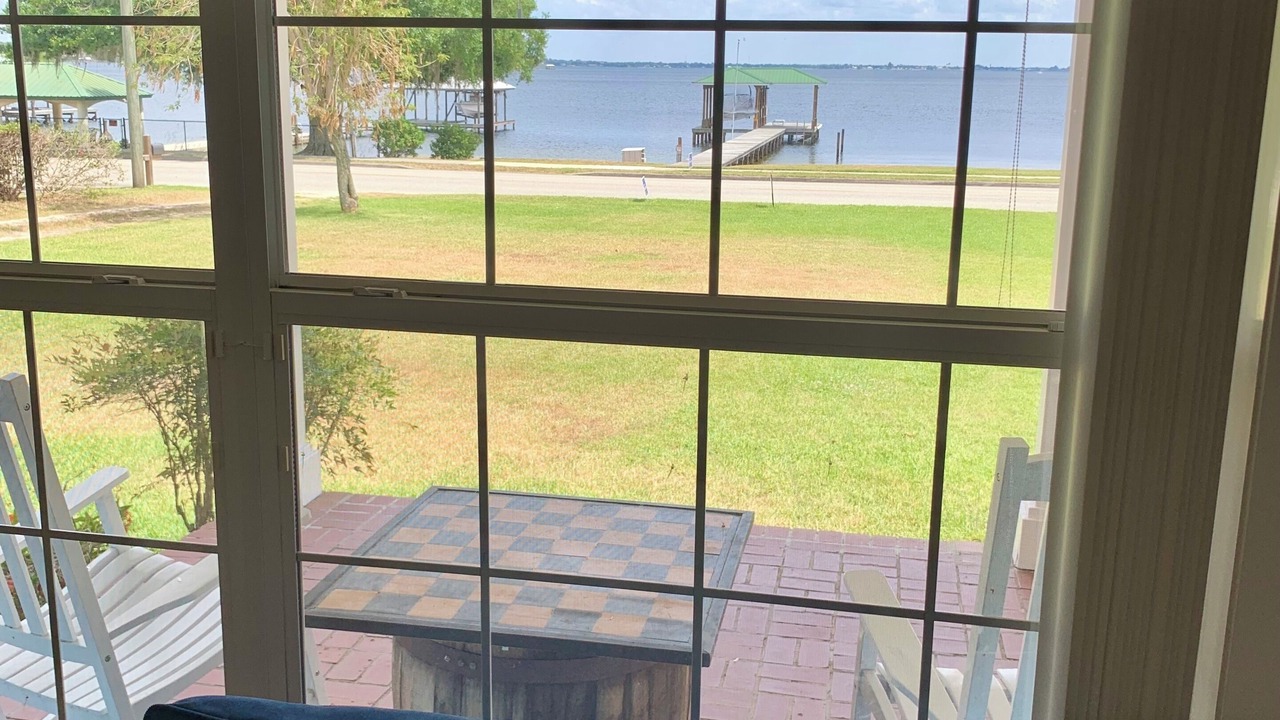 Photo of Livingroom in Sebring