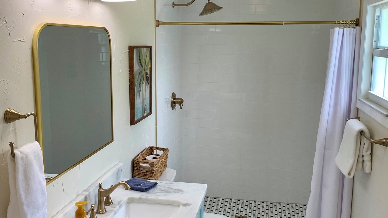 Photo of Bathroom in Sebring