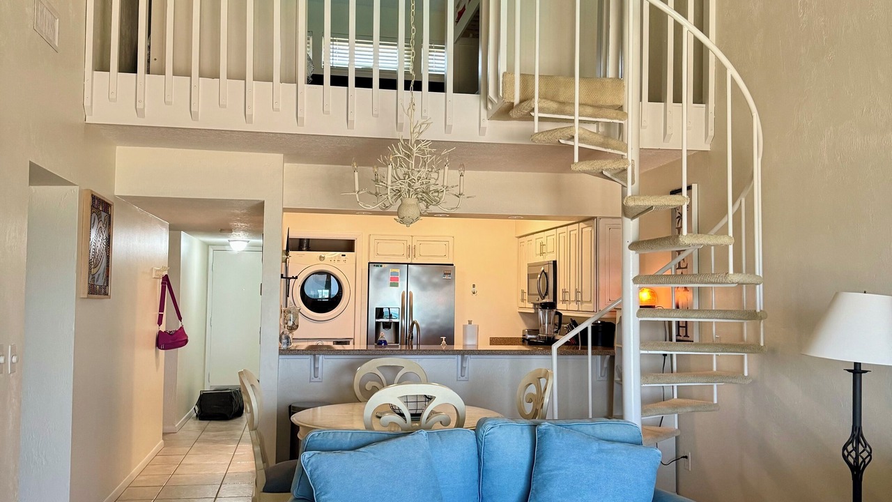 Photo of Livingroom in New Smyrna Beach