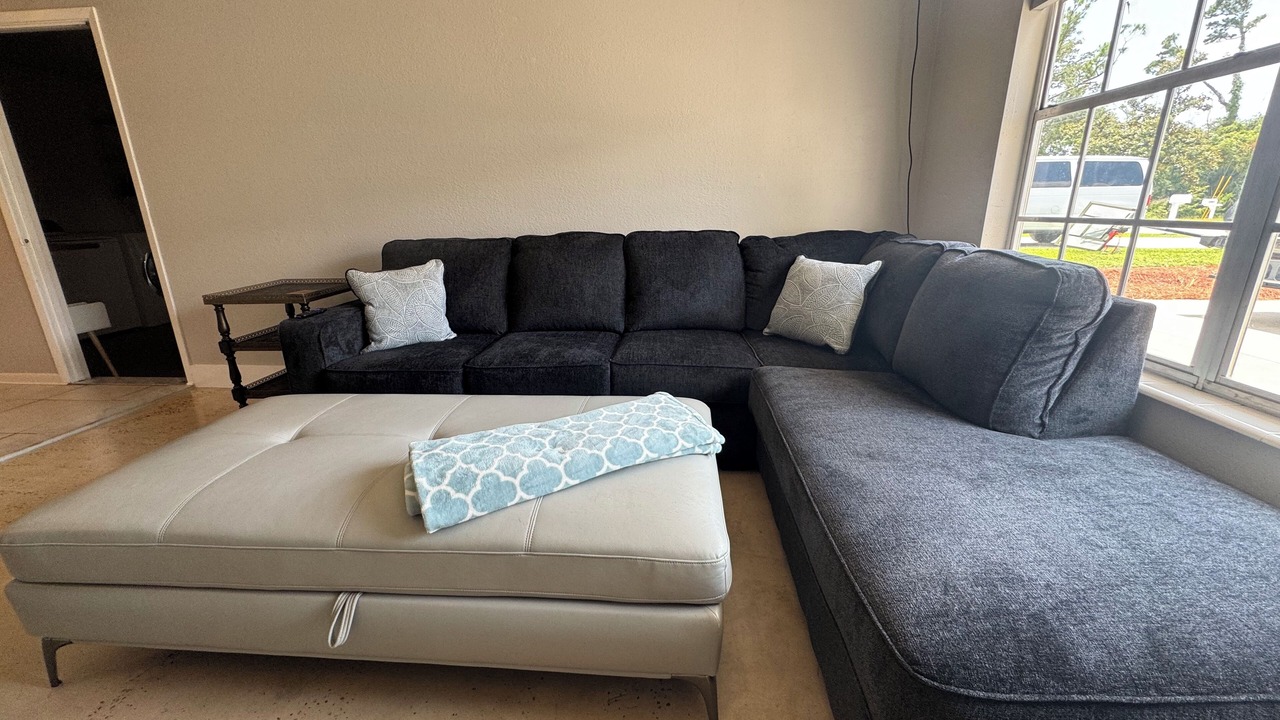 Photo of Livingroom in Bay VIew Addition