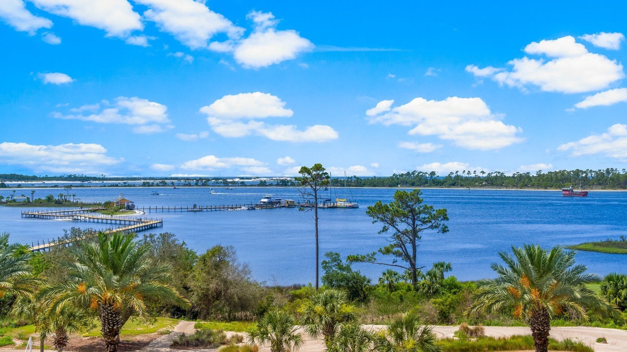 Photo of Patio Balcony in Upper Grand Lagoon