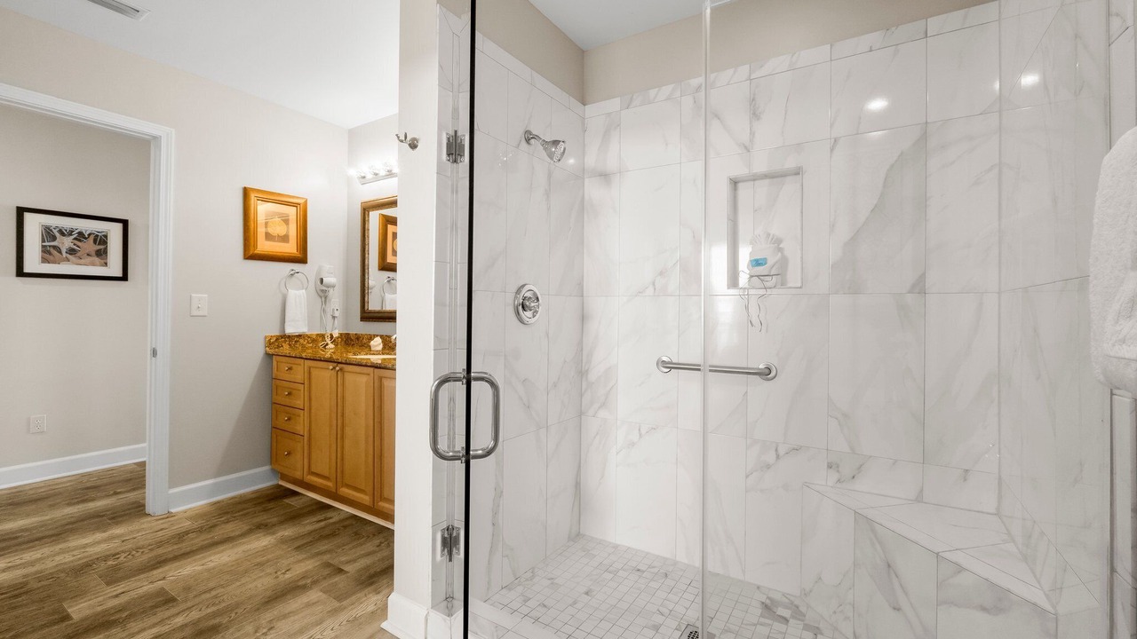 Photo of Bathroom in Upper Grand Lagoon