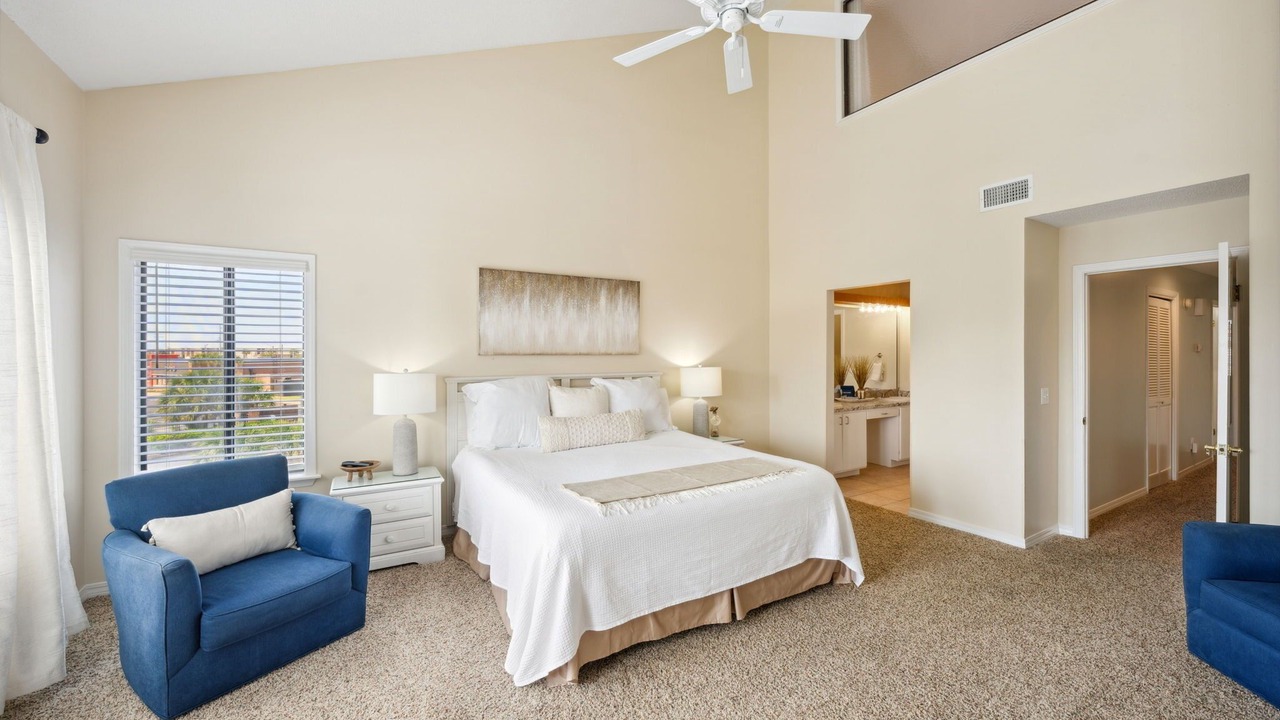 Photo of Bedroom in Upper Grand Lagoon