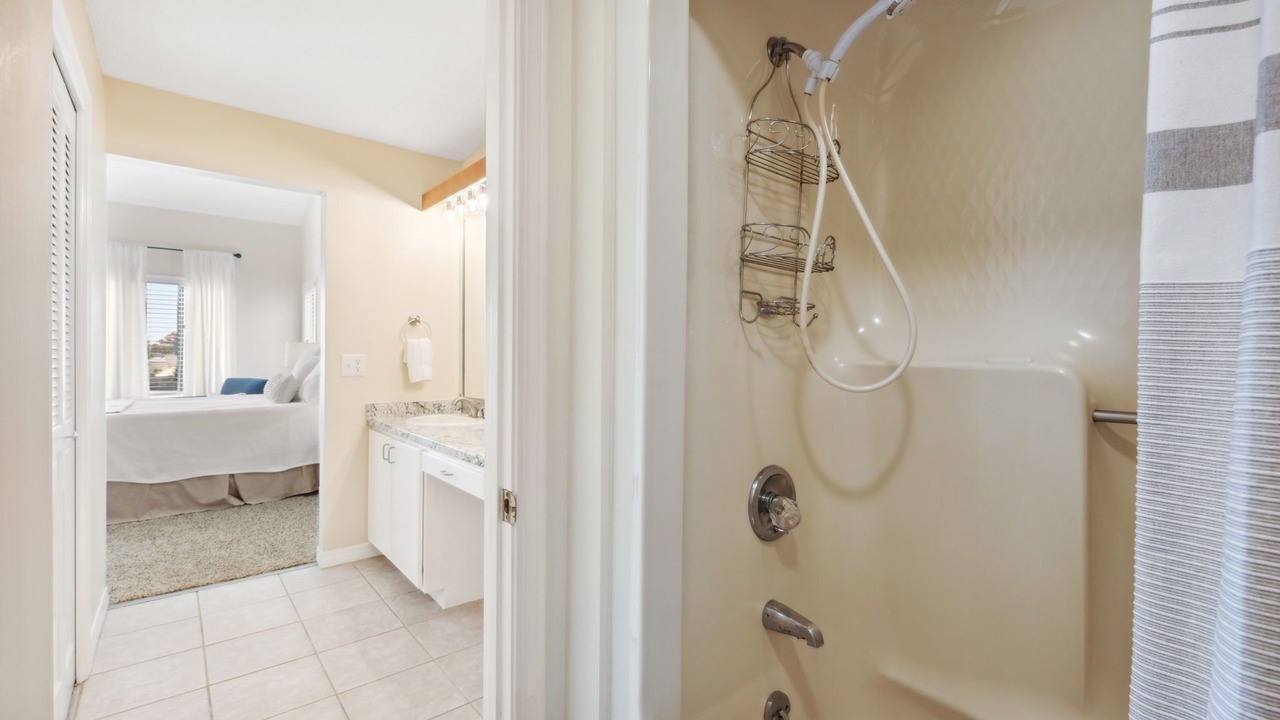 Photo of Bathroom in Upper Grand Lagoon