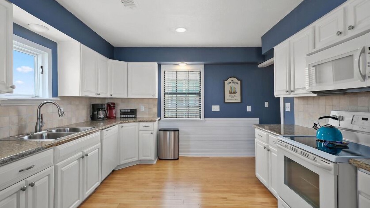 Photo of Kitchen in El Lago