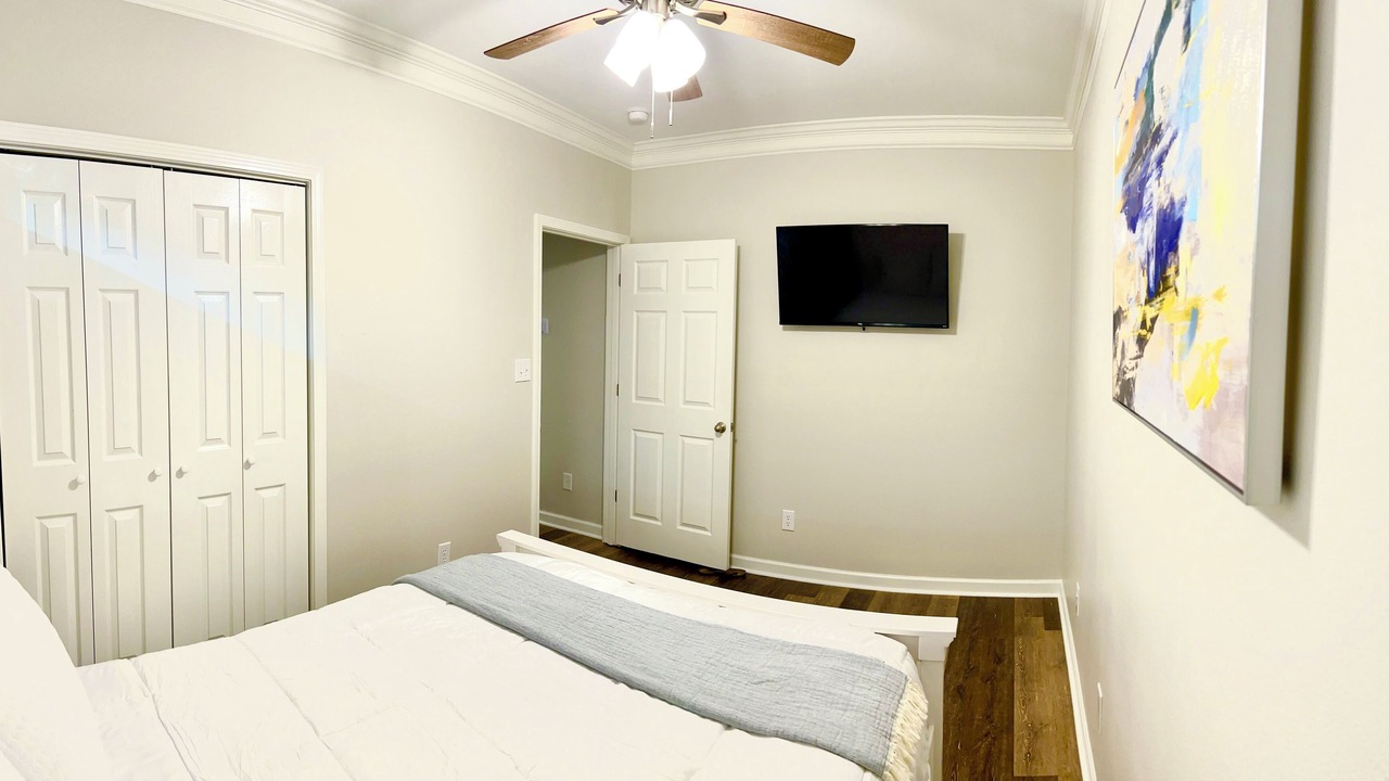 Photo of Bedroom in Lake Hamilton