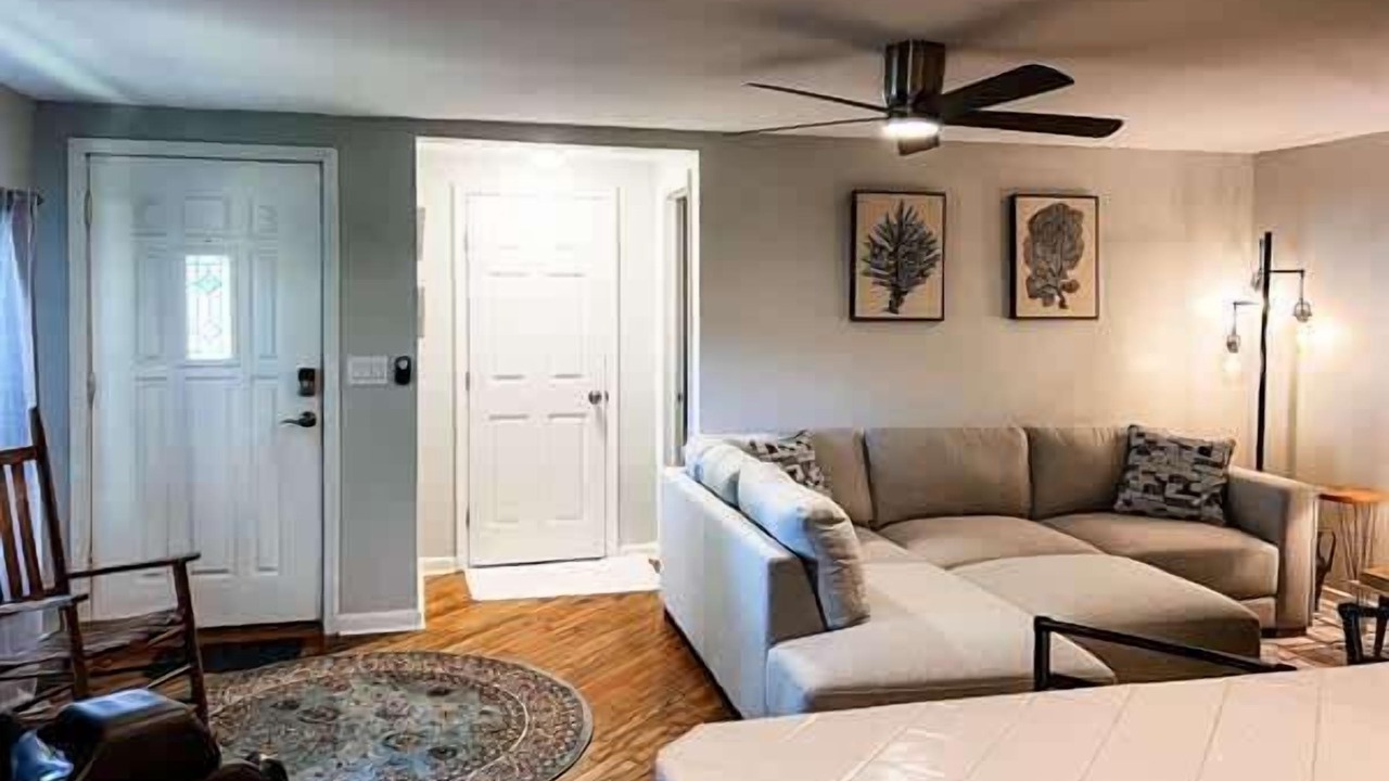 Photo of Livingroom in Apalachicola