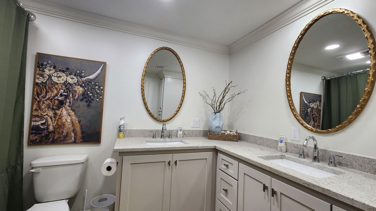 Photo of Bathroom in Chauvin