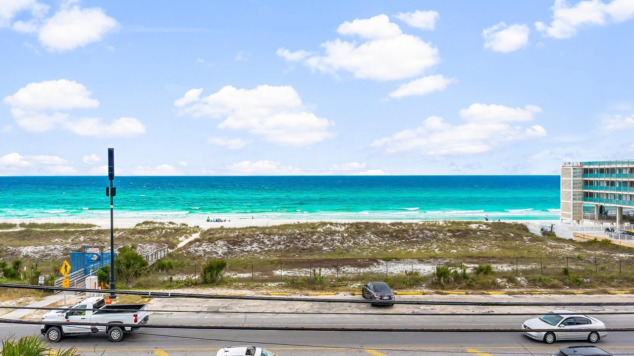 Photo of Patio Balcony in Bid-a-wee Beach