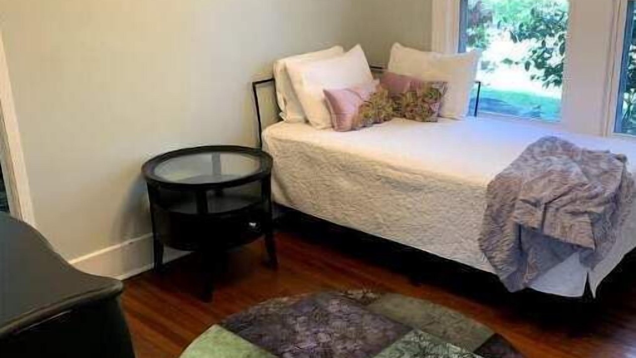Photo of Bedroom in Southeast Pensacola