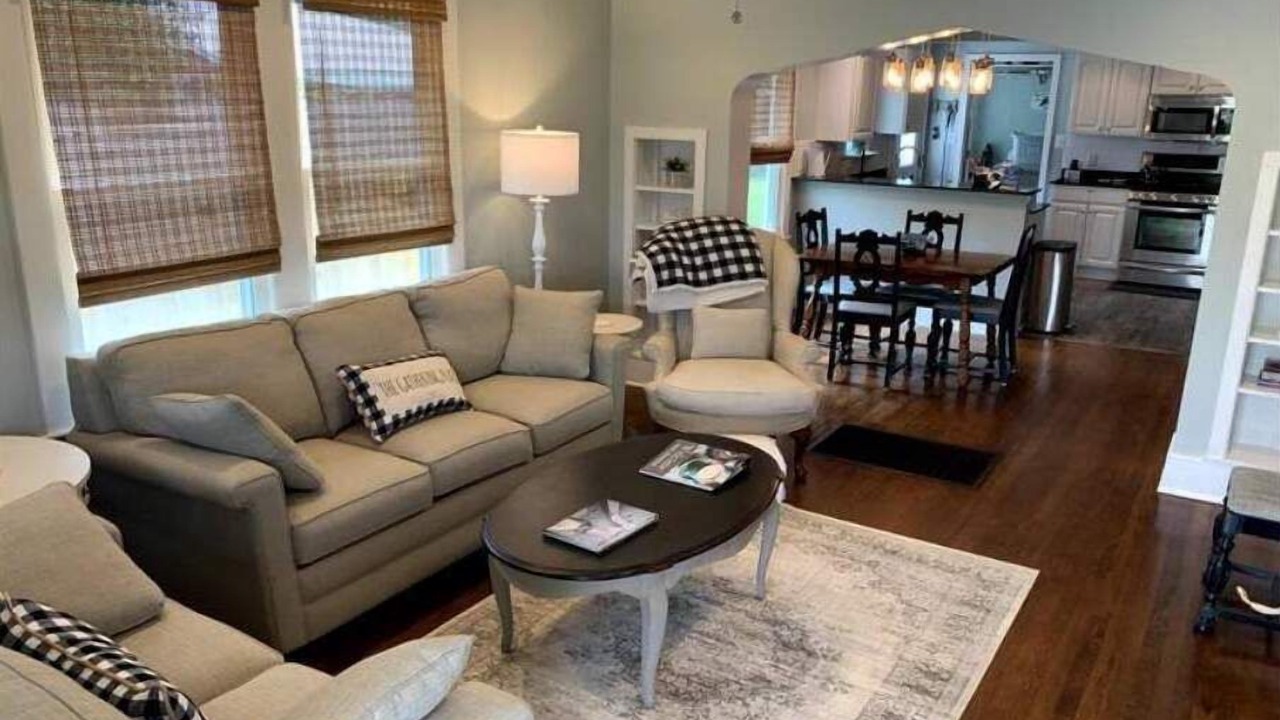 Photo of Livingroom in Southeast Pensacola