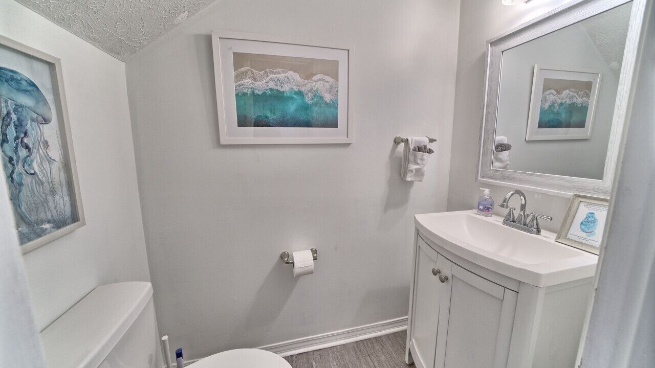 Photo of Bathroom in Riviera Beach