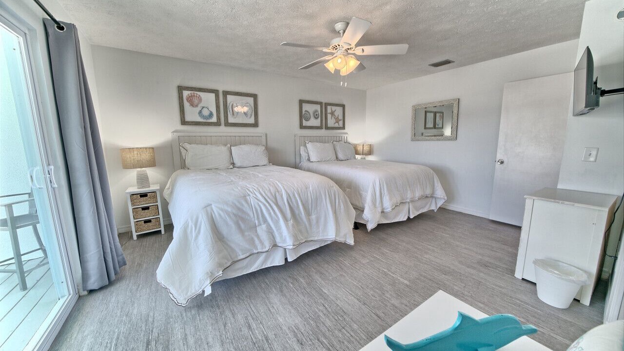 Photo of Bedroom in Riviera Beach