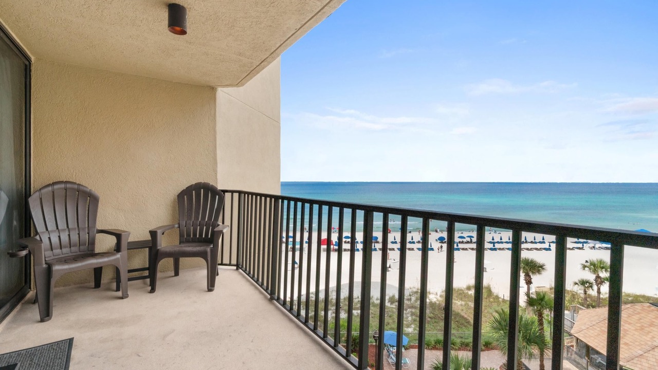 Photo of Patio Balcony in Crescent Beach