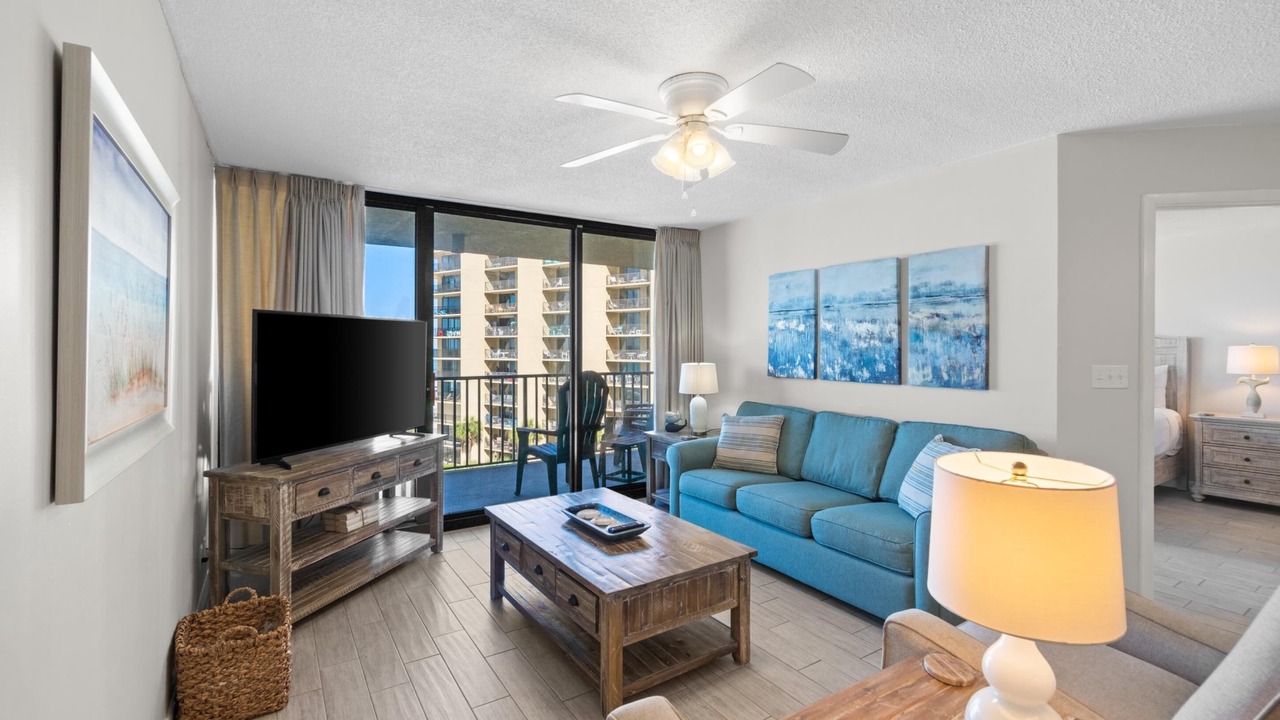 Photo of Livingroom in Crescent Beach