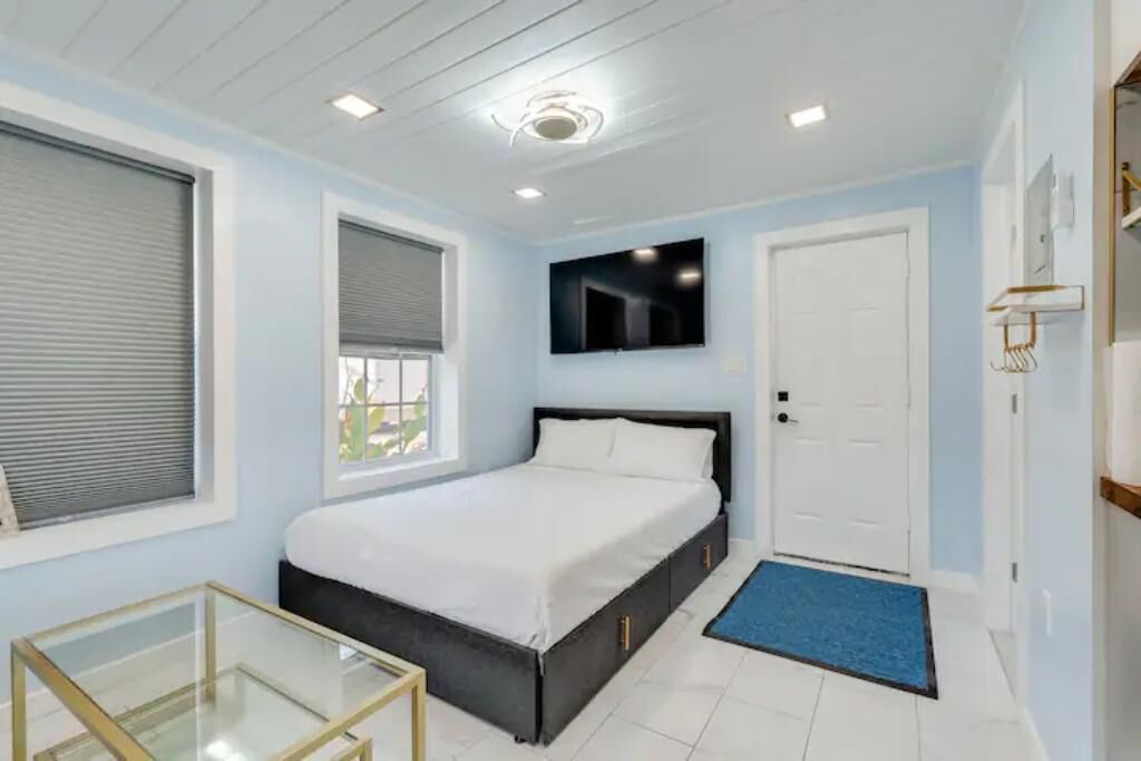 Photo of Bedroom in Bahama Beach