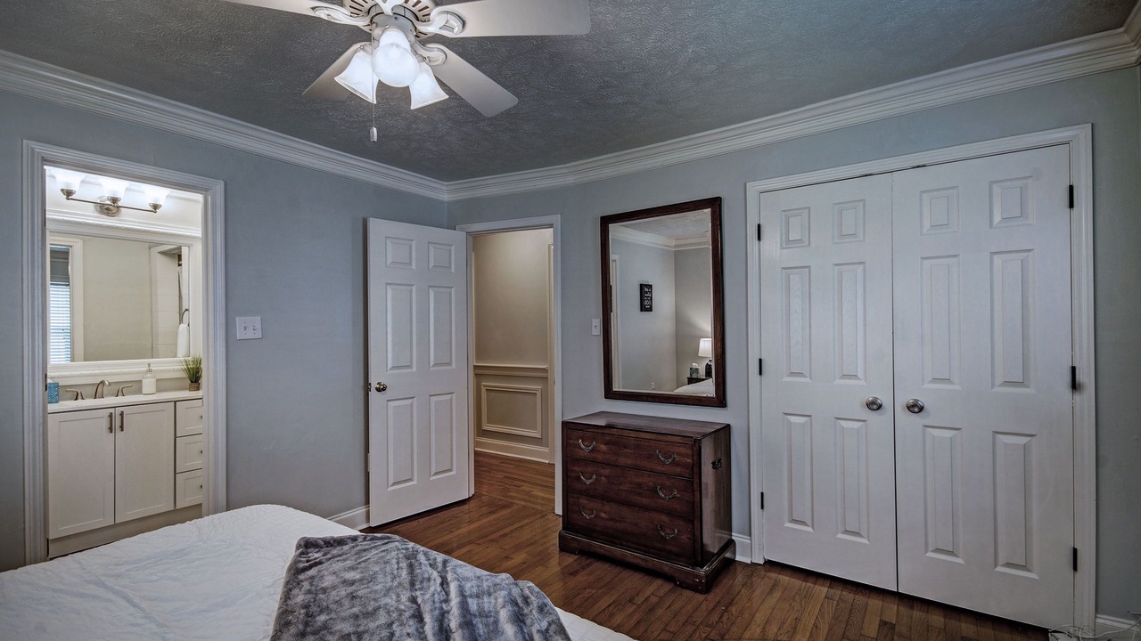 Photo of Bedroom in Tougaloo