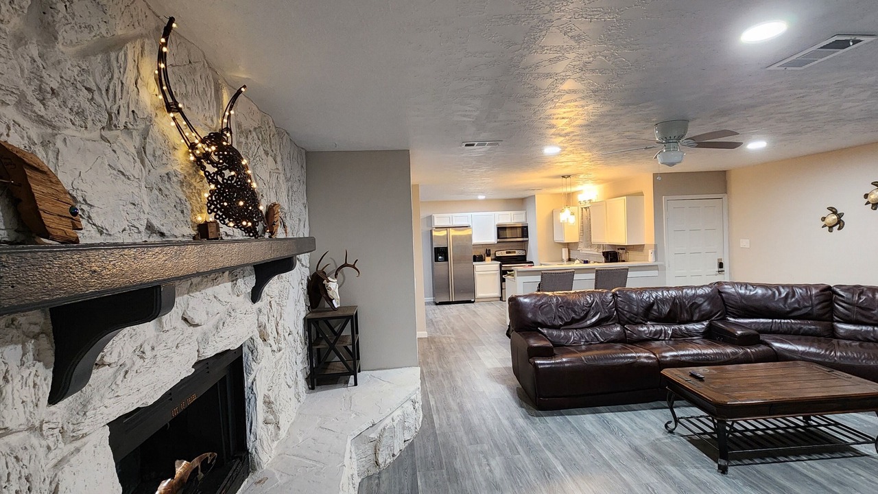 Photo of Livingroom in Orange