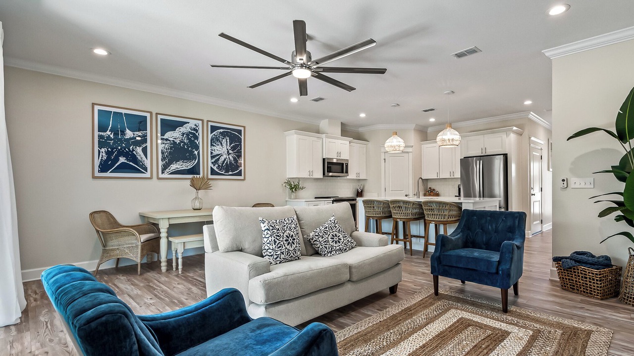 Photo of Livingroom in Carrabelle