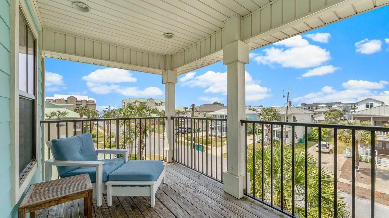 Photo of Patio Balcony in Crystal Beach