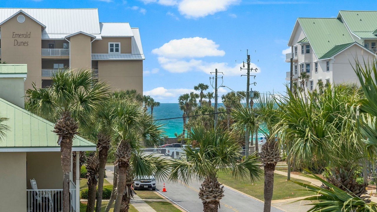Photo of Patio Balcony in Crystal Beach