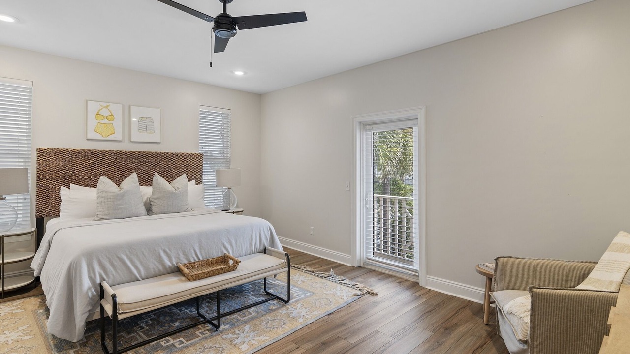 Photo of Bedroom in Laguna Beach Estates