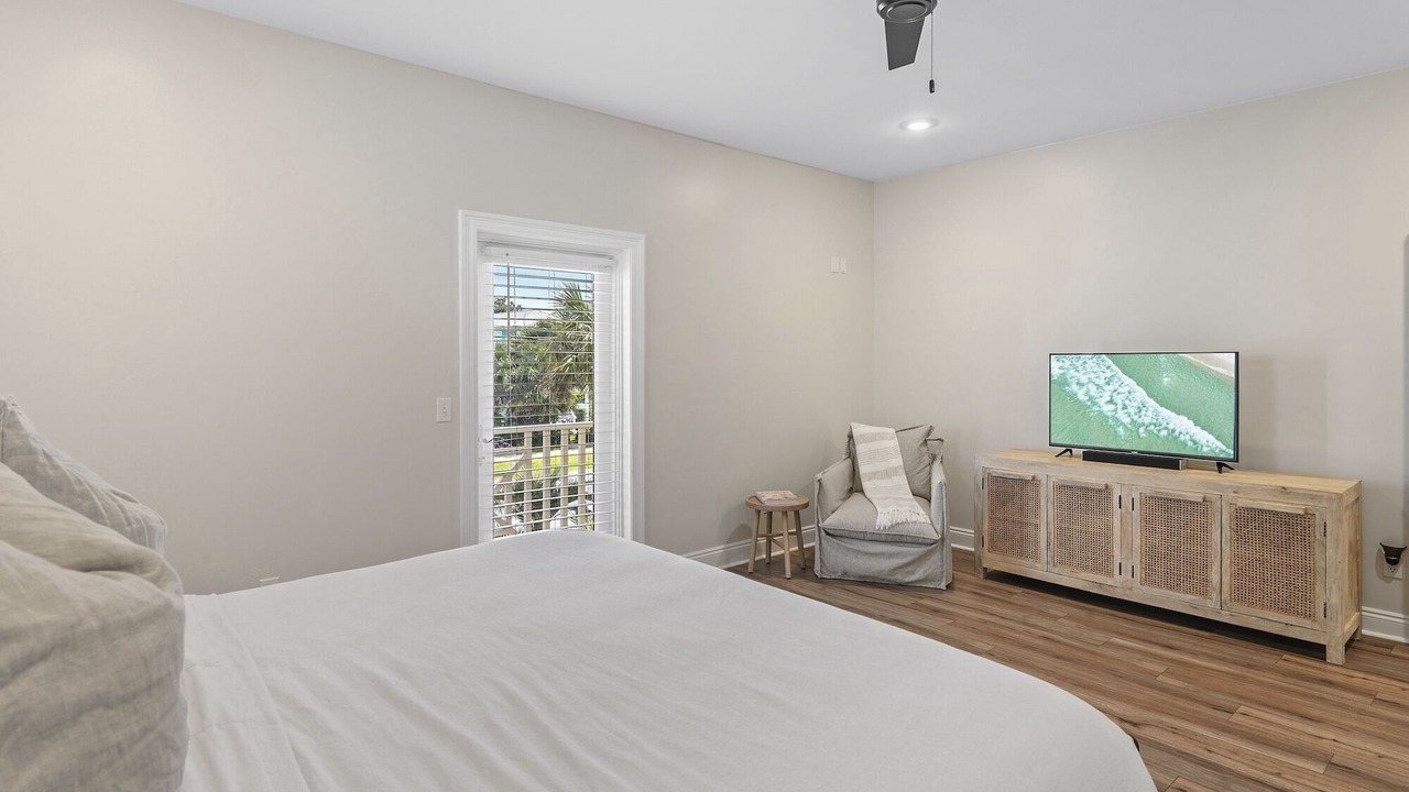 Photo of Bedroom in Laguna Beach Estates