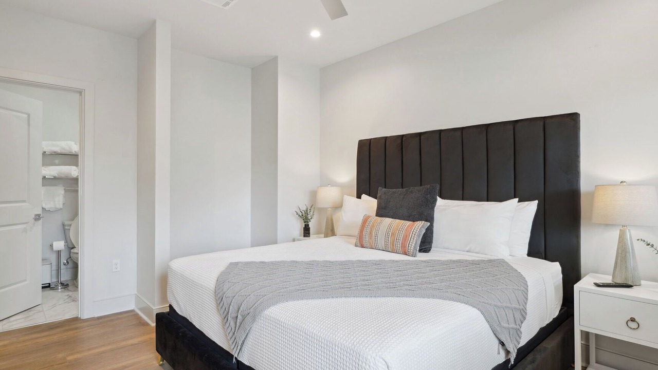 Photo of Bedroom in Central Business District