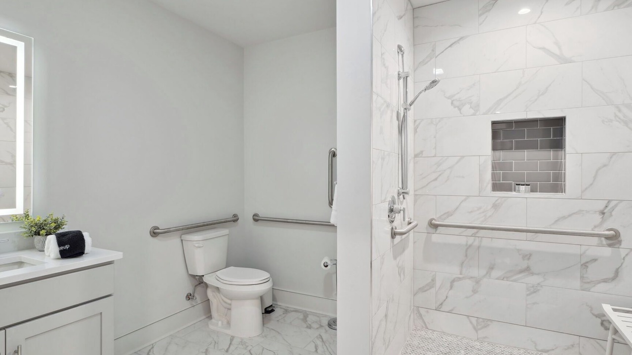 Photo of Bathroom in Central Business District