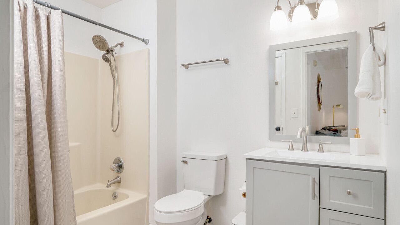 Photo of Bathroom in Wright