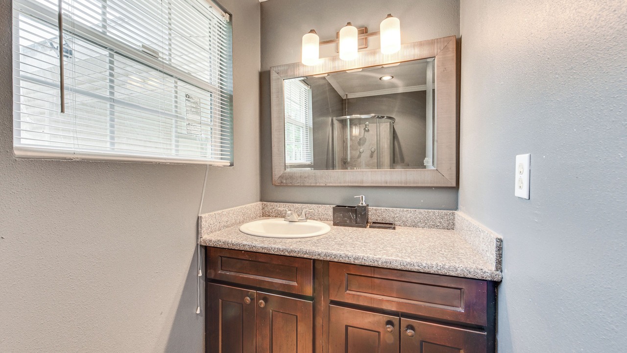 Photo of Bathroom in Broadmoor