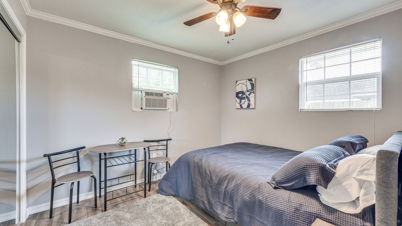 Photo of Bedroom in Broadmoor