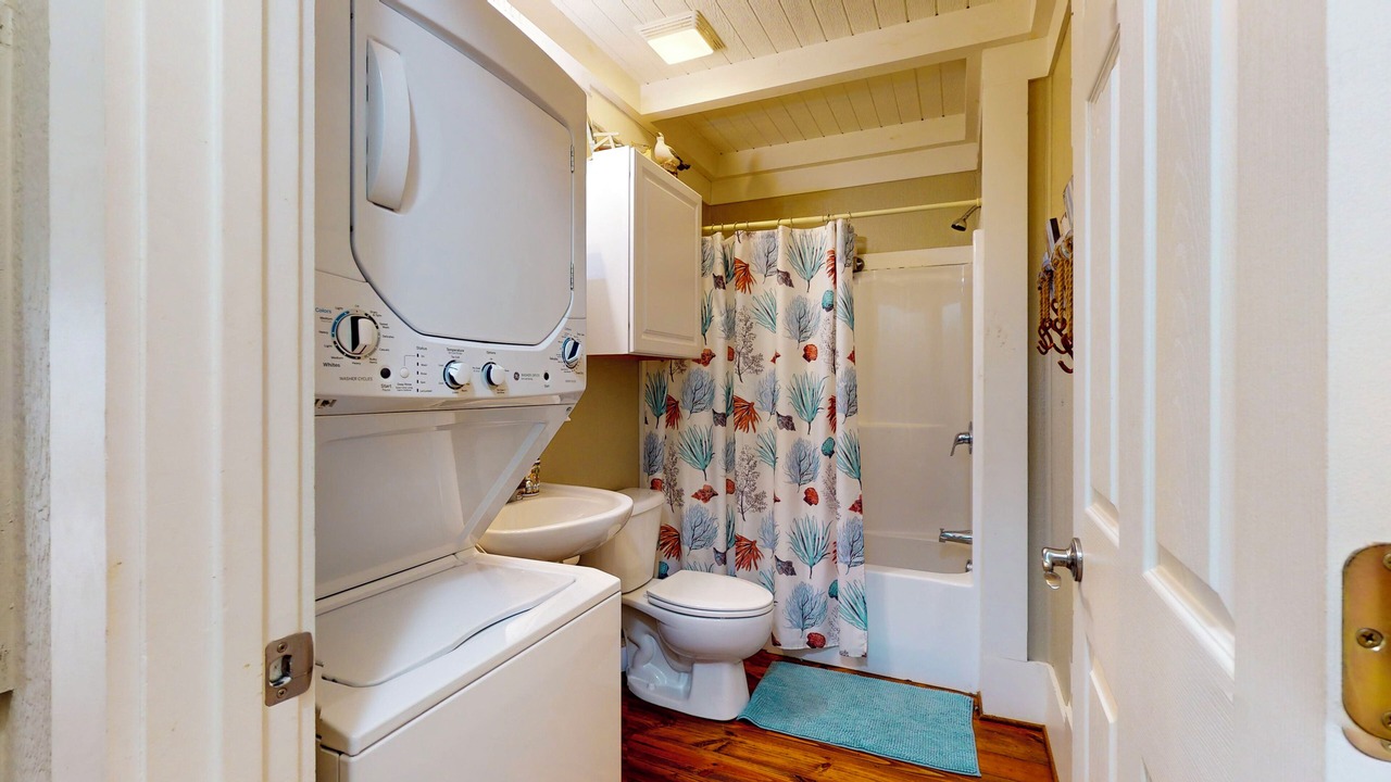 Photo of Bathroom in Port Bolivar