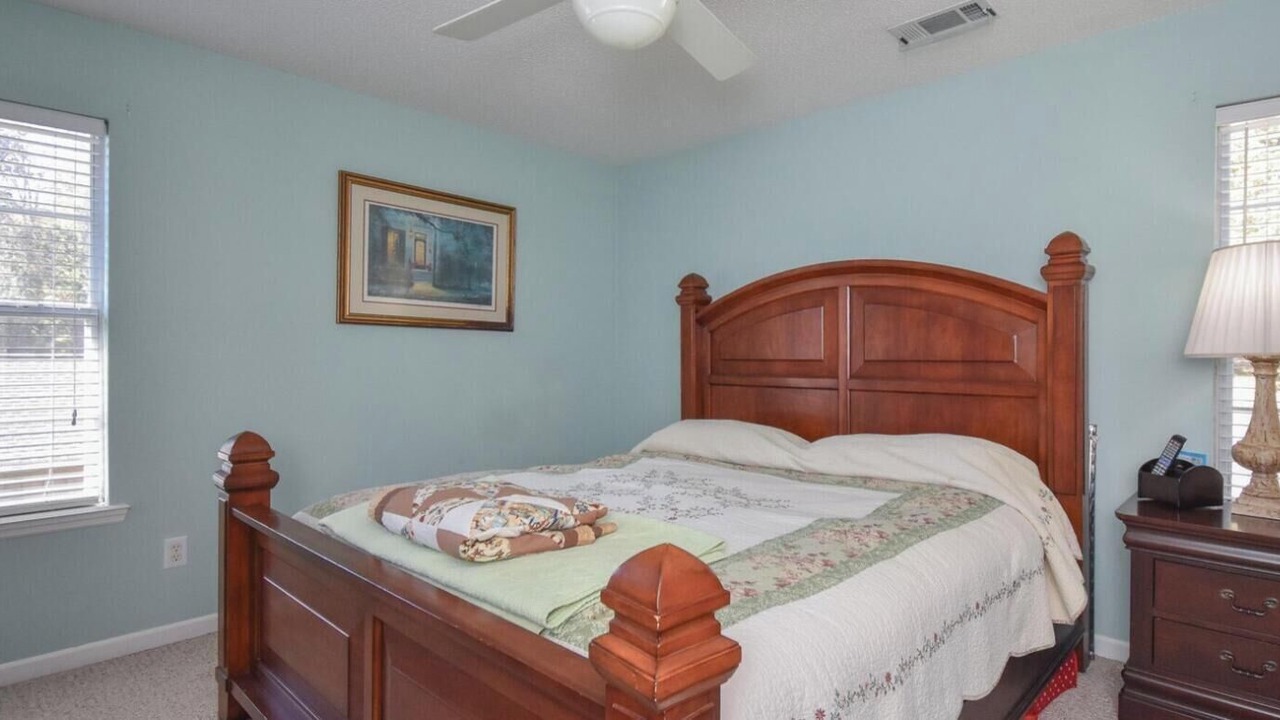Photo of Bedroom in Dadeville