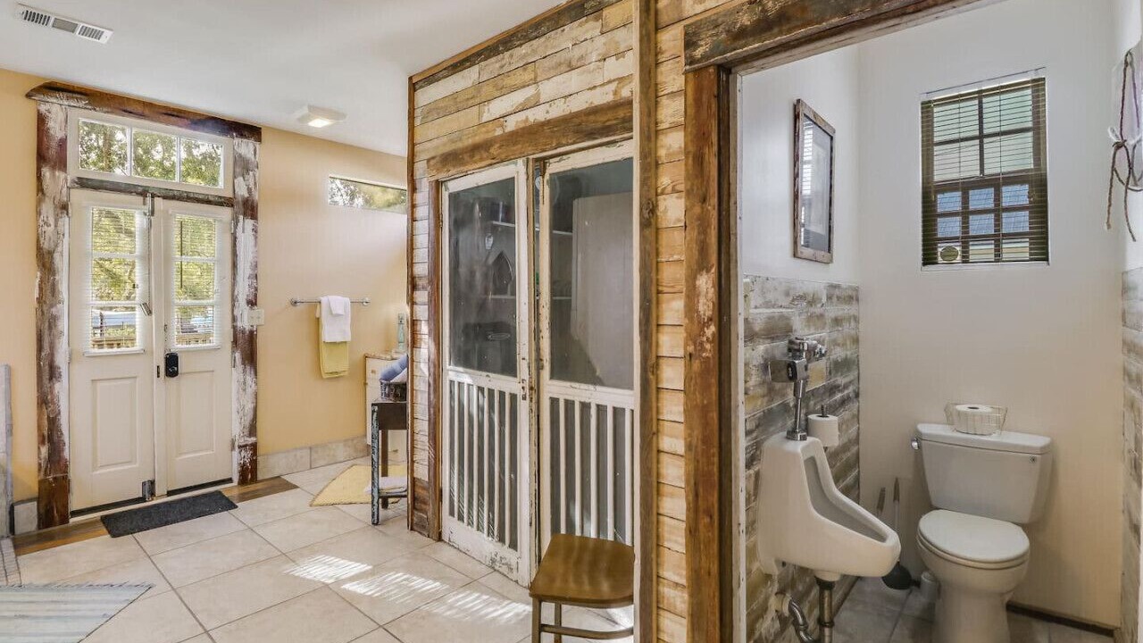 Photo of Bathroom in Biloxi
