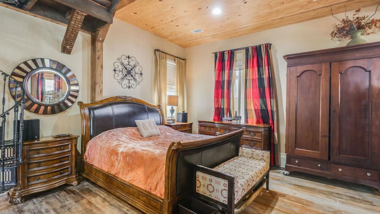 Photo of Bedroom in Biloxi