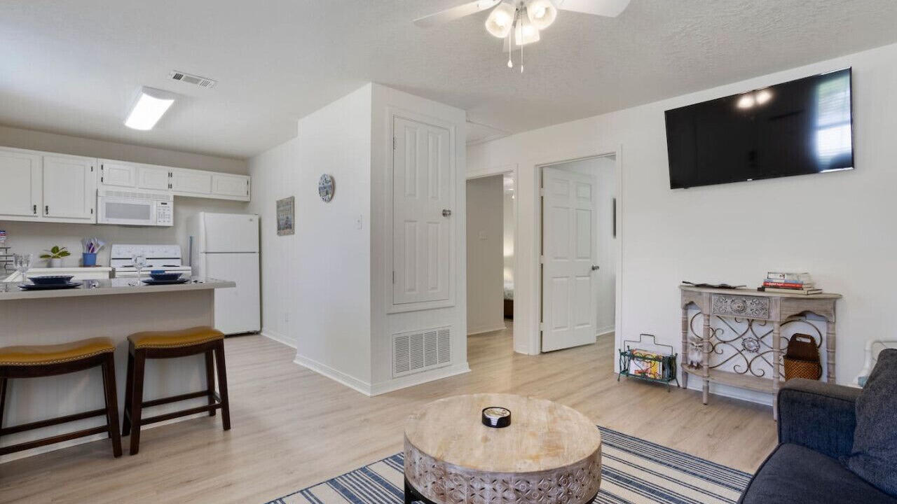Photo of Livingroom in Mississippi City